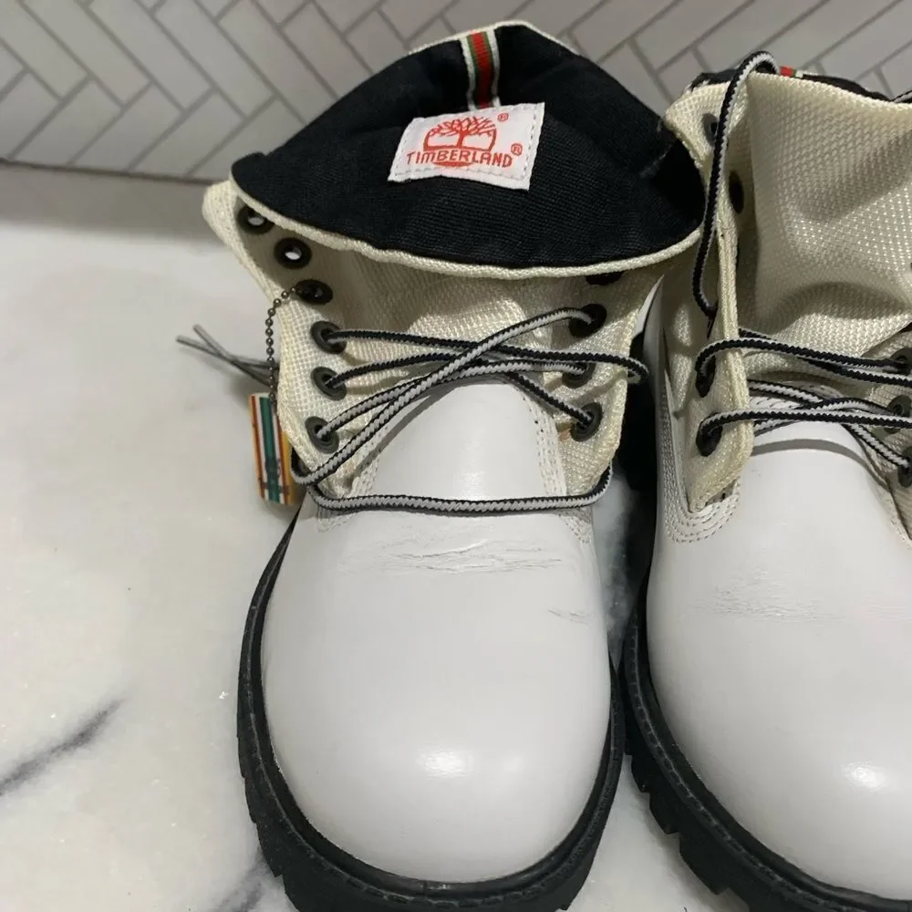 Timberland leather white boots rollout top sz 5. Beautiful condition - Picture 3 of 9